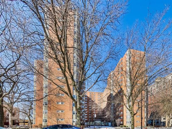 4980 N Marine Drive , Unit 831, Chicago, IL 60640