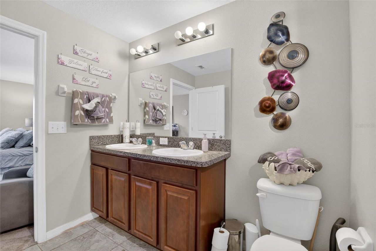 214 English Channel Place, Dover, FL 33527 Photo