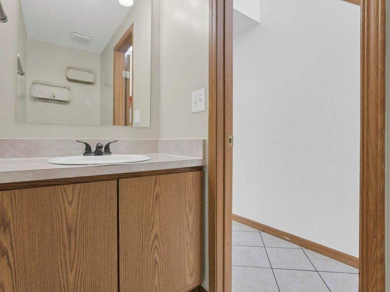 8992 Trinity Circle, Reynoldsburg, OH 43068 Photo 12