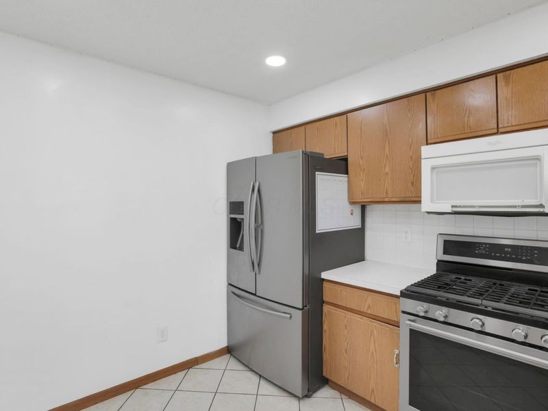 8992 Trinity Circle, Reynoldsburg, OH 43068 Photo 14