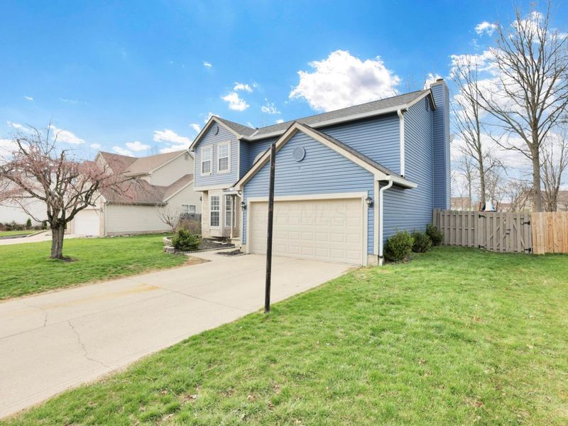 8992 Trinity Circle, Reynoldsburg, OH 43068 Photo 2