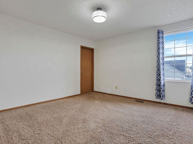 8992 Trinity Circle, Reynoldsburg, OH 43068 Photo 28