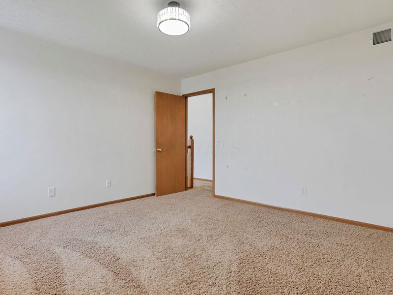 8992 Trinity Circle, Reynoldsburg, OH 43068 Photo 29