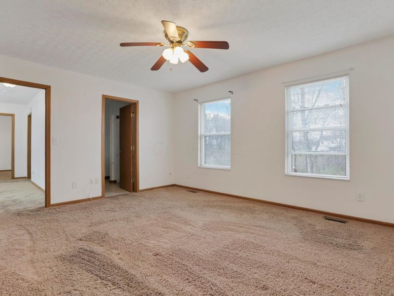 8992 Trinity Circle, Reynoldsburg, OH 43068 Photo 38