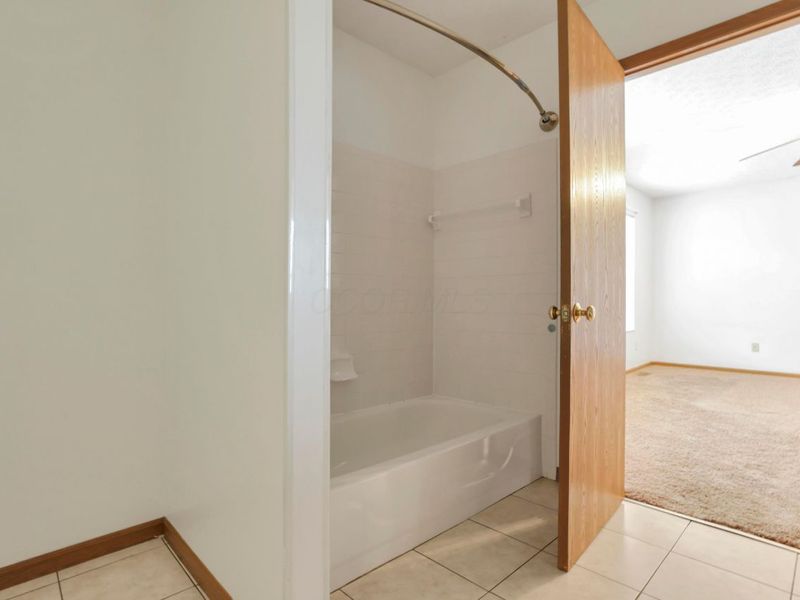 8992 Trinity Circle, Reynoldsburg, OH 43068 Photo 42