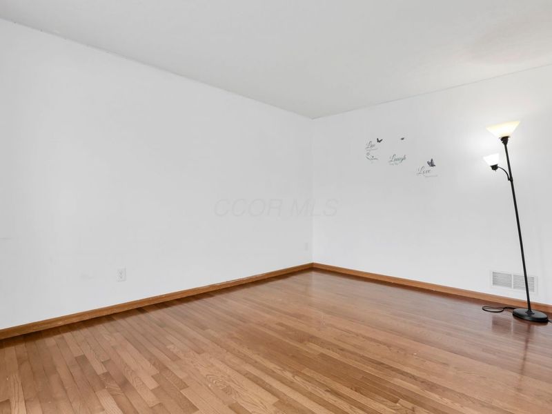 8992 Trinity Circle, Reynoldsburg, OH 43068 Photo 8