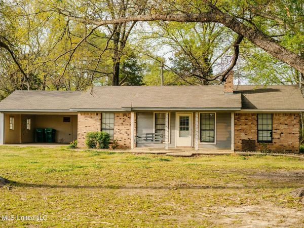 1844 Volley Campbell Road, Terry, MS 39170