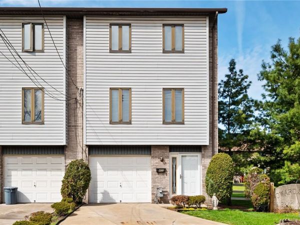 405 Howard St, East Pittsburgh, PA 15112
