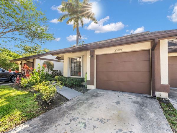 20824 Boca Ridge Drive N, Boca Raton, FL 33428