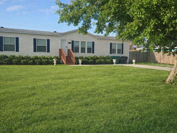 2730 SE 25th Drive, Okeechobee, FL 34974