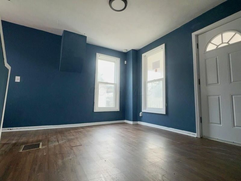 2670 Perdue Avenue , Columbus, OH 43211 Photo 5