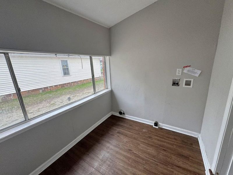 2670 Perdue Avenue , Columbus, OH 43211 Photo 9