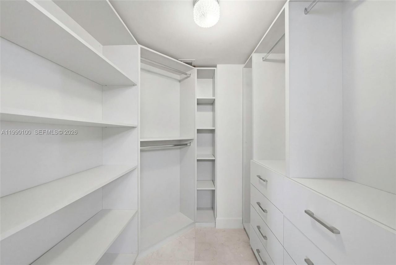 3530 Mystic Pointe Dr , Unit 1714, Aventura, FL 33180 Photo