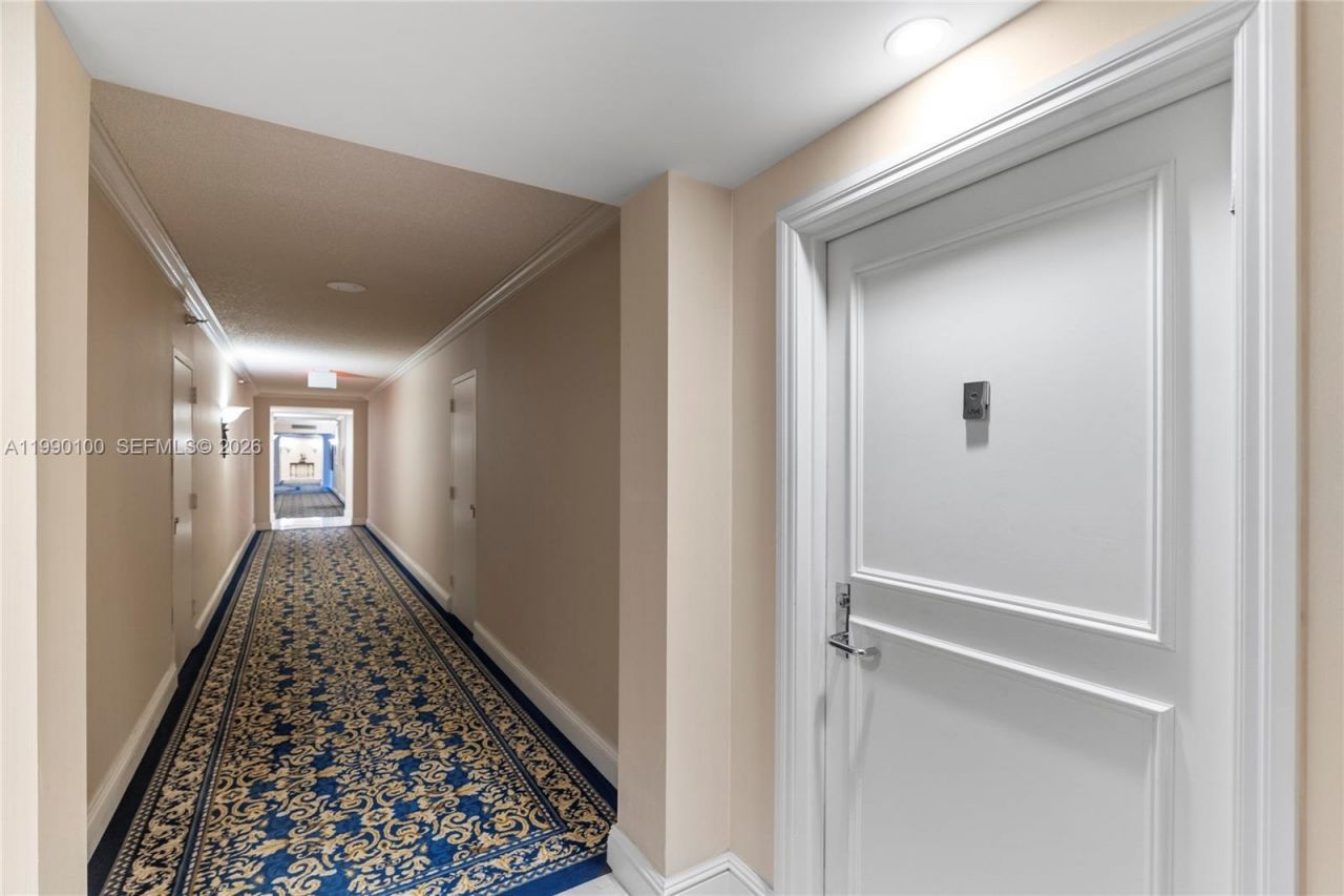 3530 Mystic Pointe Dr , Unit 1714, Aventura, FL 33180 Photo