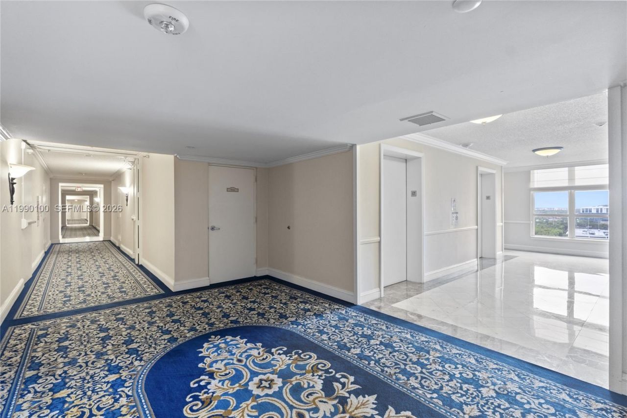 3530 Mystic Pointe Dr , Unit 1714, Aventura, FL 33180 Photo