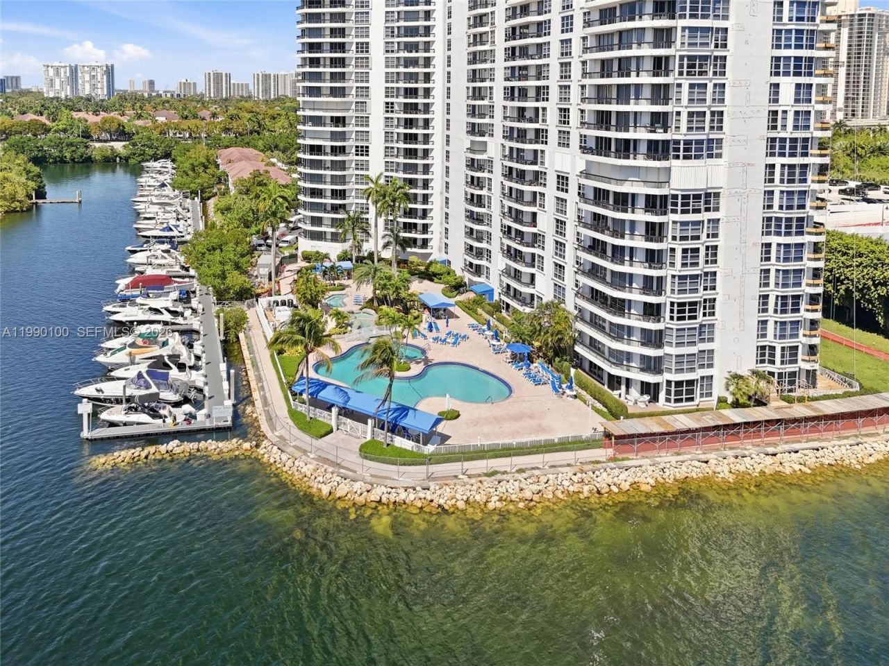 3530 Mystic Pointe Dr , Unit 1714, Aventura, FL 33180 Photo