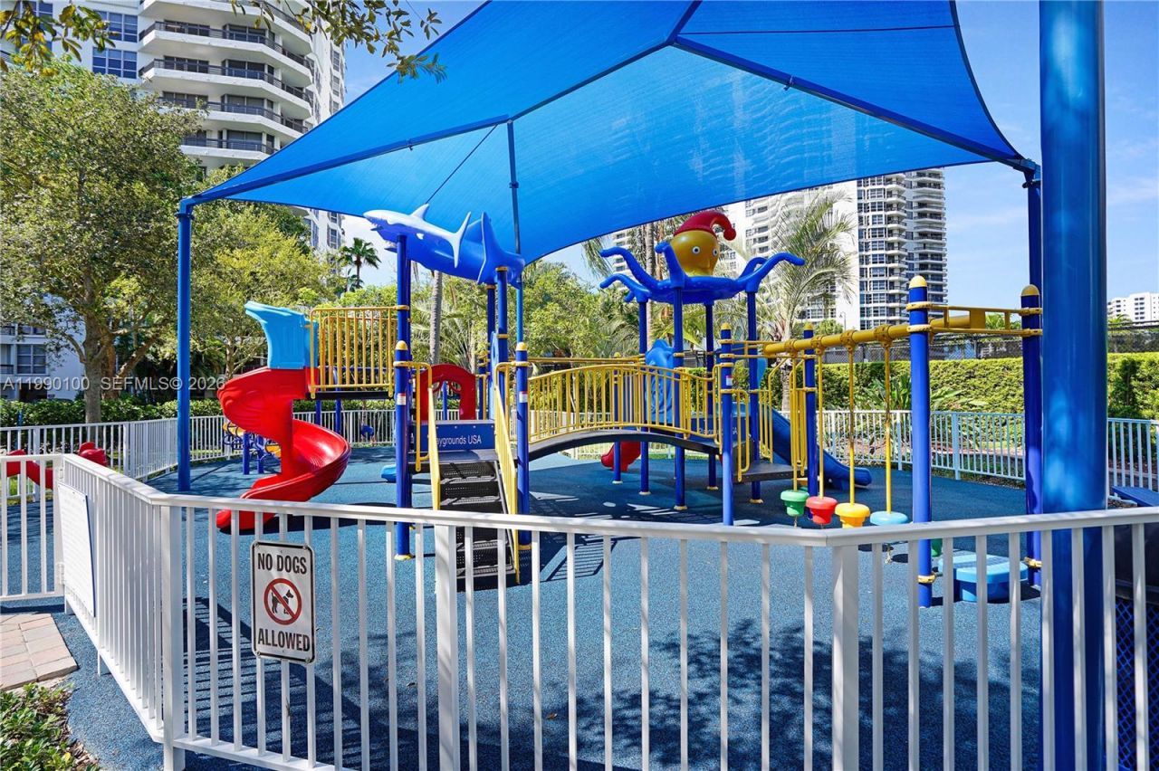 3530 Mystic Pointe Dr , Unit 1714, Aventura, FL 33180 Photo