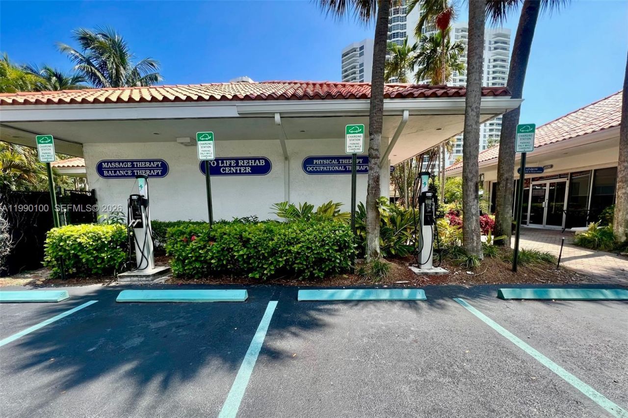 3530 Mystic Pointe Dr , Unit 1714, Aventura, FL 33180 Photo