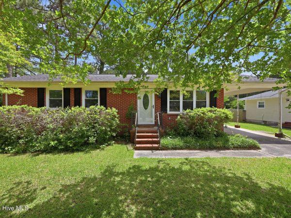 121 Bryan Boulevard, Havelock, NC 28532