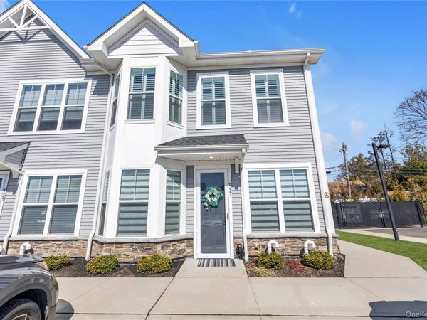 137 Emanuel Way, East Meadow, NY 11554