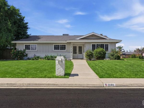 2101 Westminster Drive, Bakersfield, CA 93309
