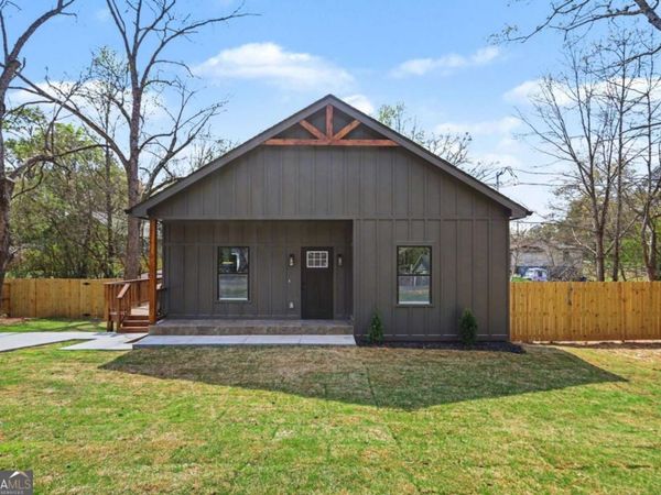 106 Arnco 1st Street, Newnan, GA 30263