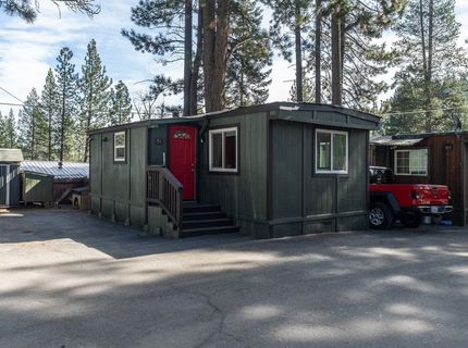 10715 Highway 89, Truckee, CA 96161 Photo