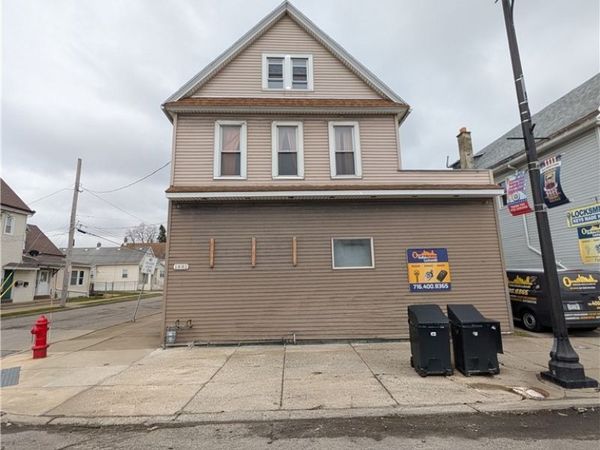 1881 Clinton Street, Buffalo, NY 14206
