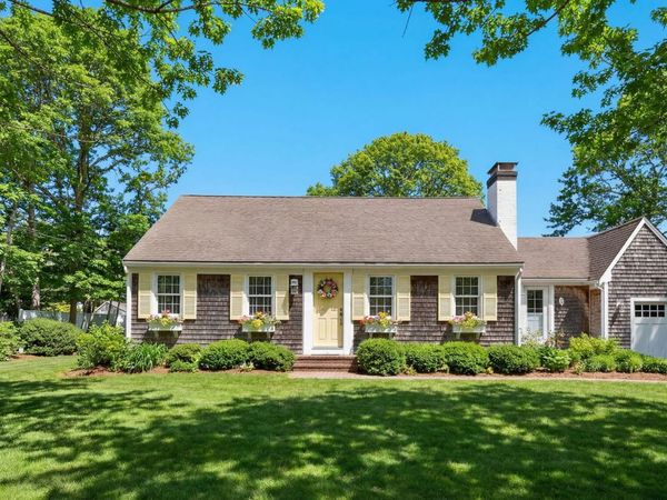 48 Bayview Circle , Osterville, MA 02655