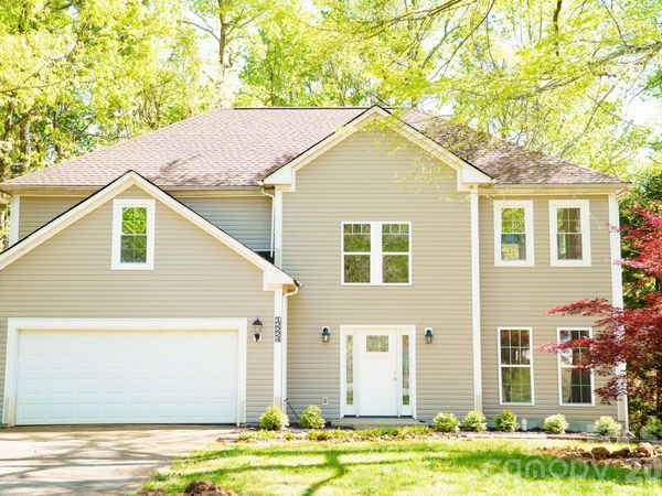 12224 Sutters Hill Court, Unit 5, Charlotte, NC 28269