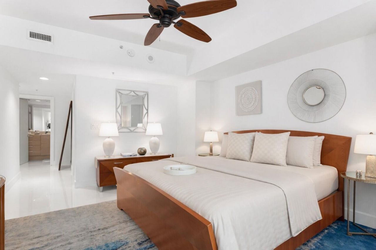 3535 S Ocean Drive, Unit 402, Hollywood, FL 33019 Photo