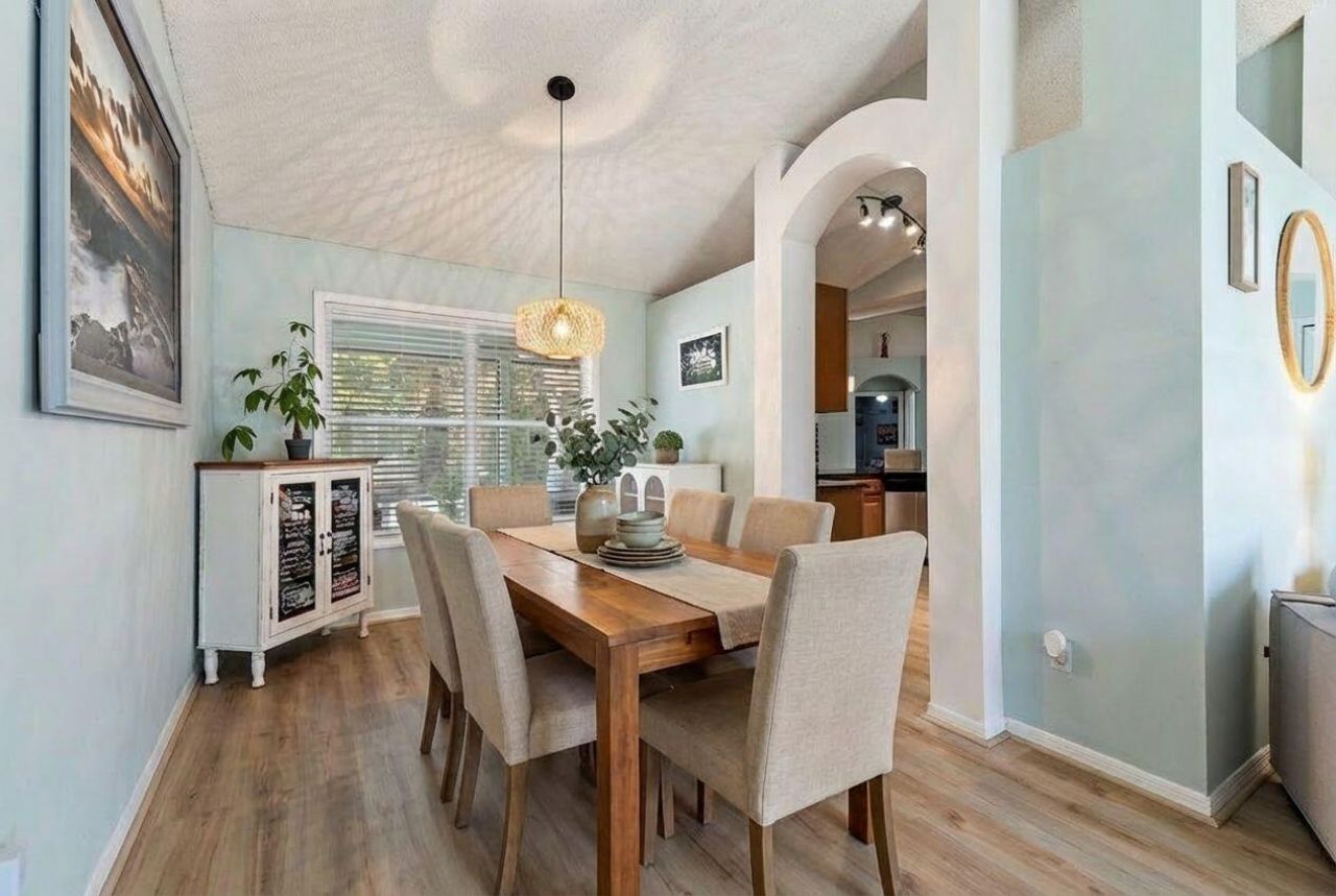 921 NE Zebrina Senda, Jensen Beach, FL 34957 Photo