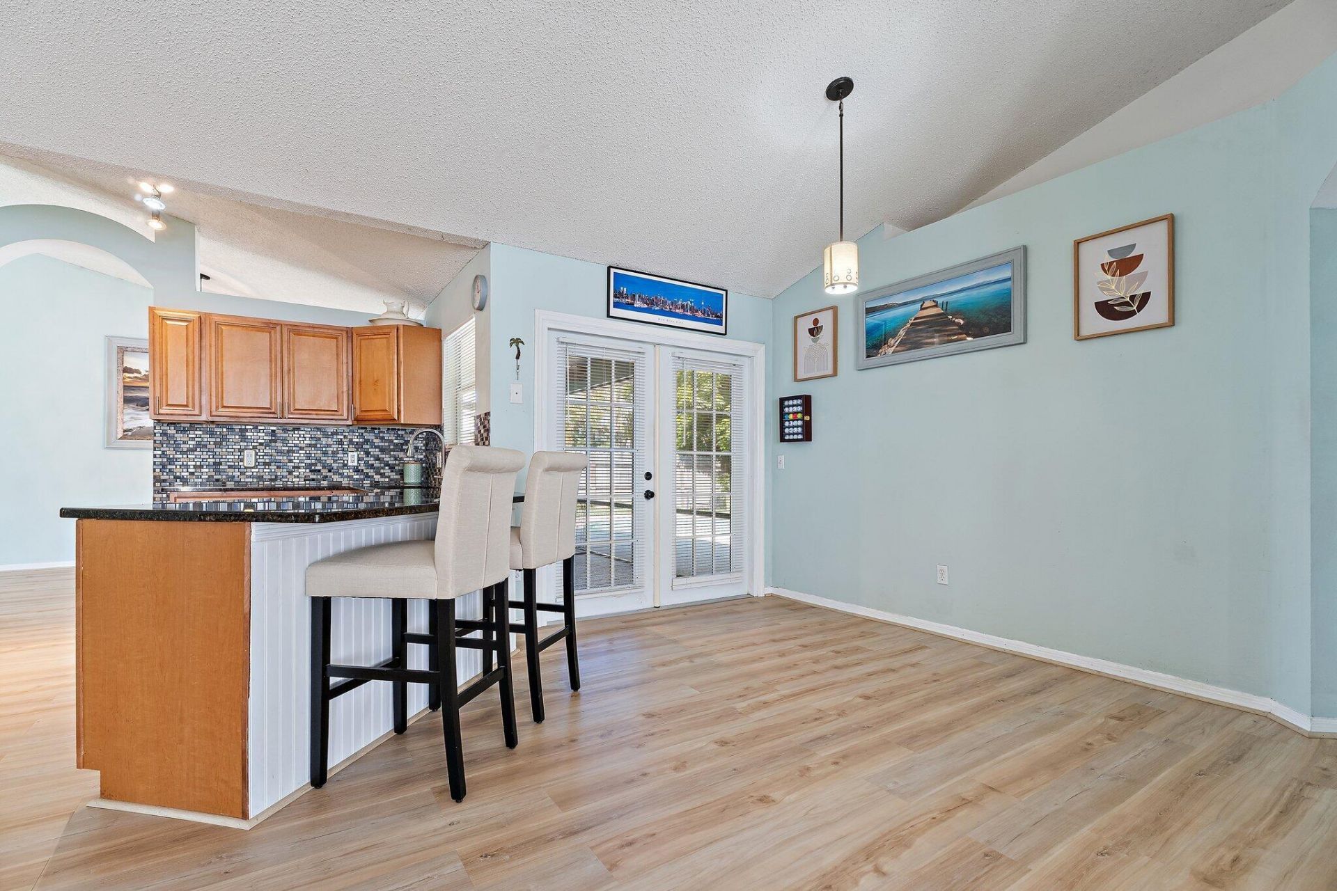 921 NE Zebrina Senda, Jensen Beach, FL 34957 Photo