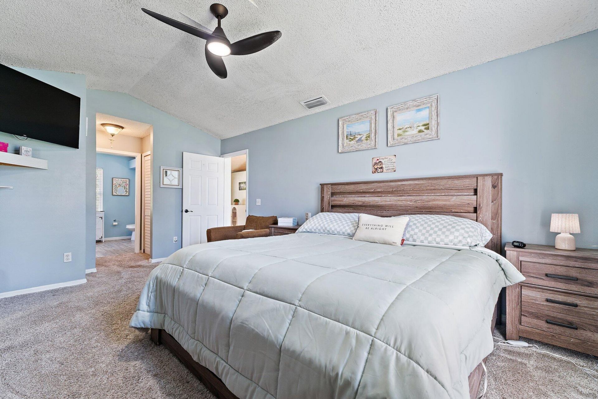 921 NE Zebrina Senda, Jensen Beach, FL 34957 Photo