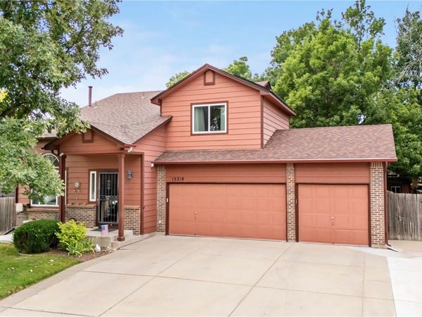 12218 W Aqueduct Drive, Littleton, CO 80127