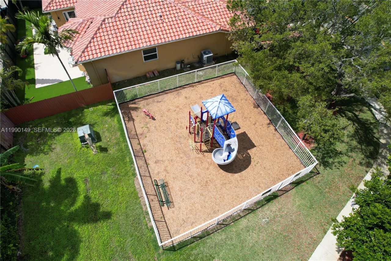 4964 SW 128th Ave , Miramar, FL 33027 Photo