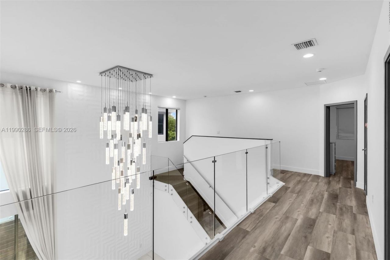 16058 SW 136th Way, Miami, FL 33196 Photo