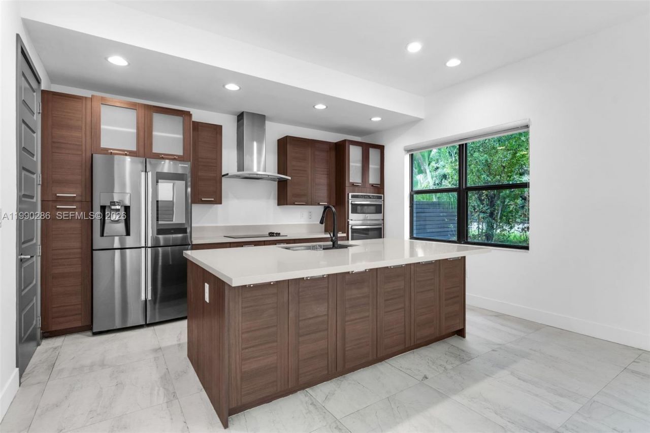 16058 SW 136th Way, Miami, FL 33196 Photo