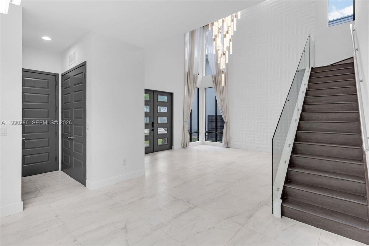 16058 SW 136th Way, Miami, FL 33196 Photo