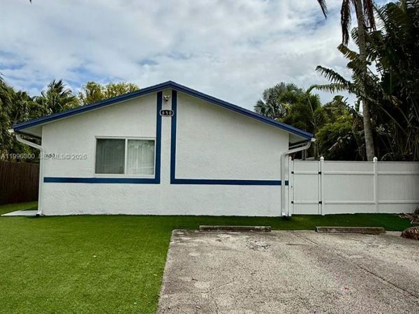 650 NE 15TH ST, Fort Lauderdale, FL 33304