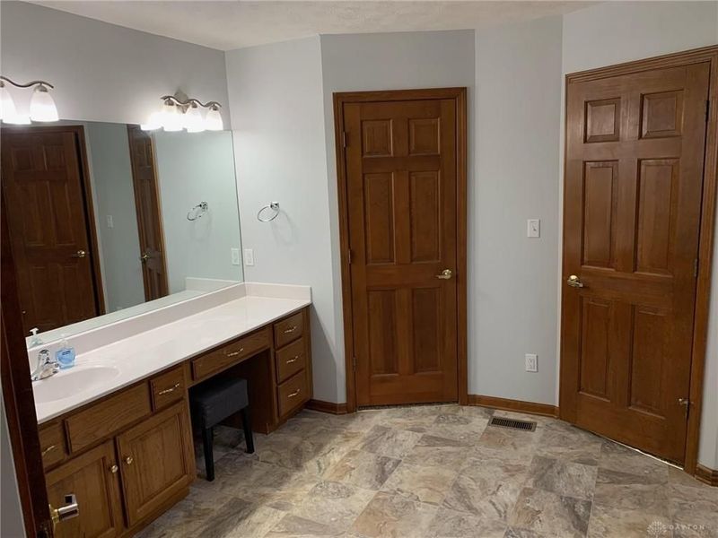 2549 Lantz Road, Beavercreek, OH 45434 Photo 16