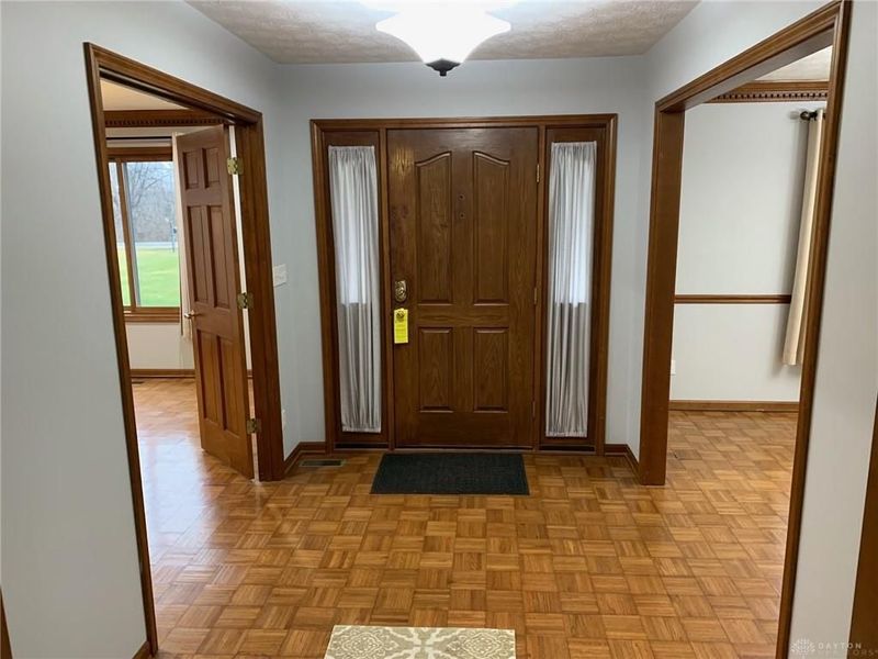 2549 Lantz Road, Beavercreek, OH 45434 Photo 2