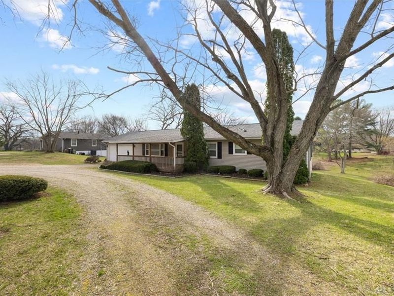 4816 Middle Urbana Road, Urbana, OH 43078 Photo 3