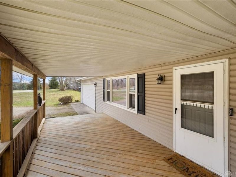 4816 Middle Urbana Road, Urbana, OH 43078 Photo 6