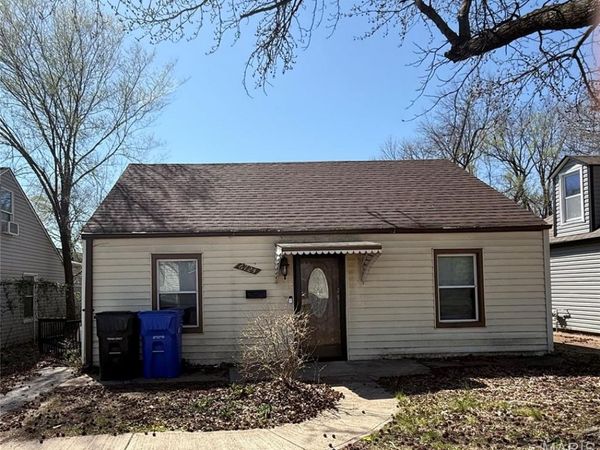 6724 Vernon Avenue, St Louis, MO 63130