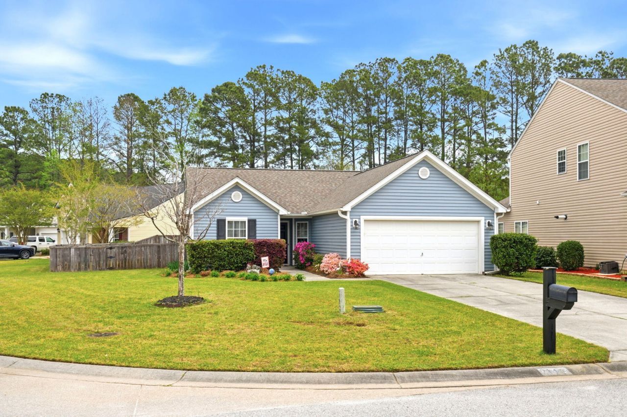 214 Chipping Sparrow Drive Photo 2