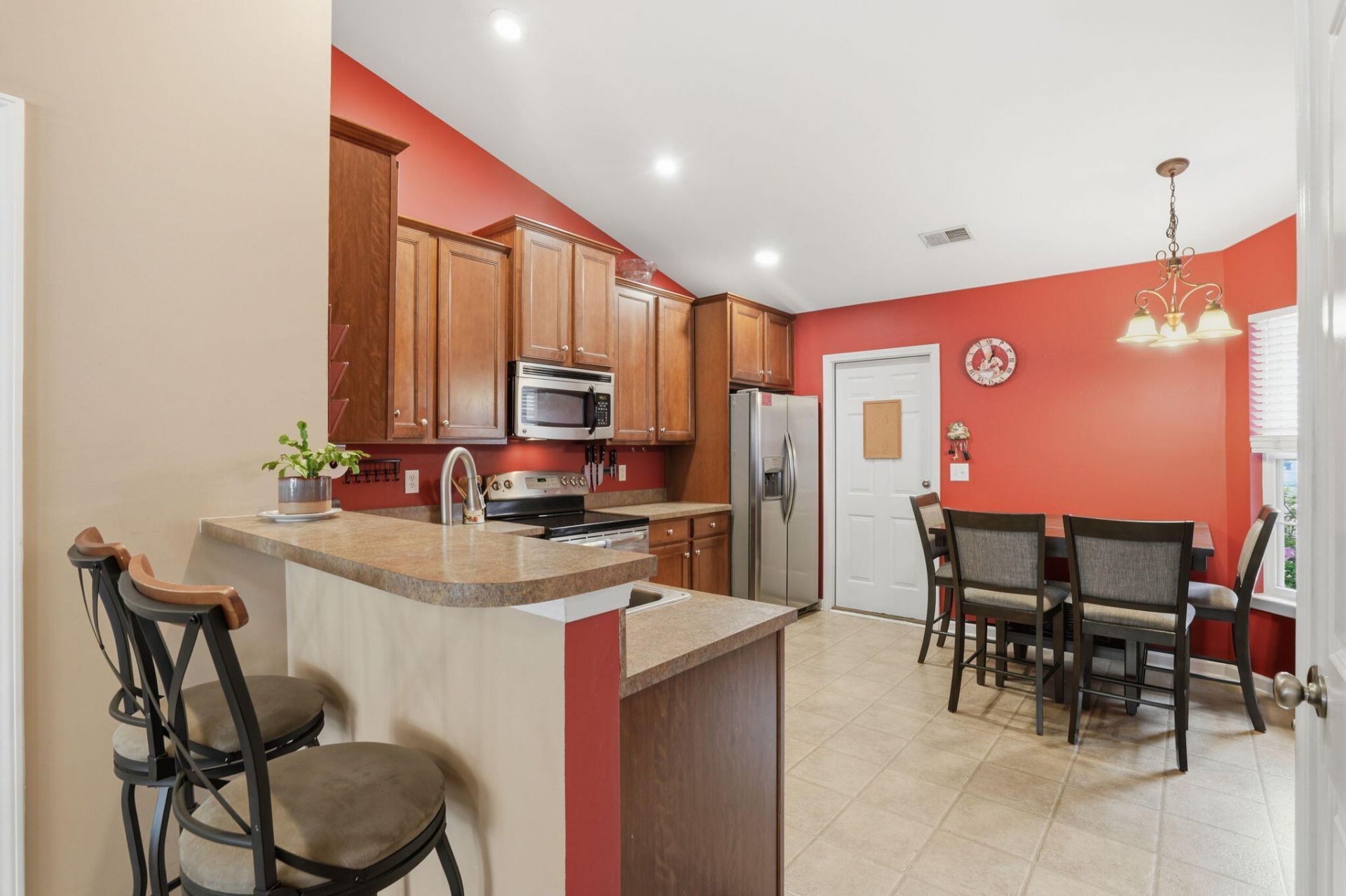 214 Chipping Sparrow Drive Photo 8