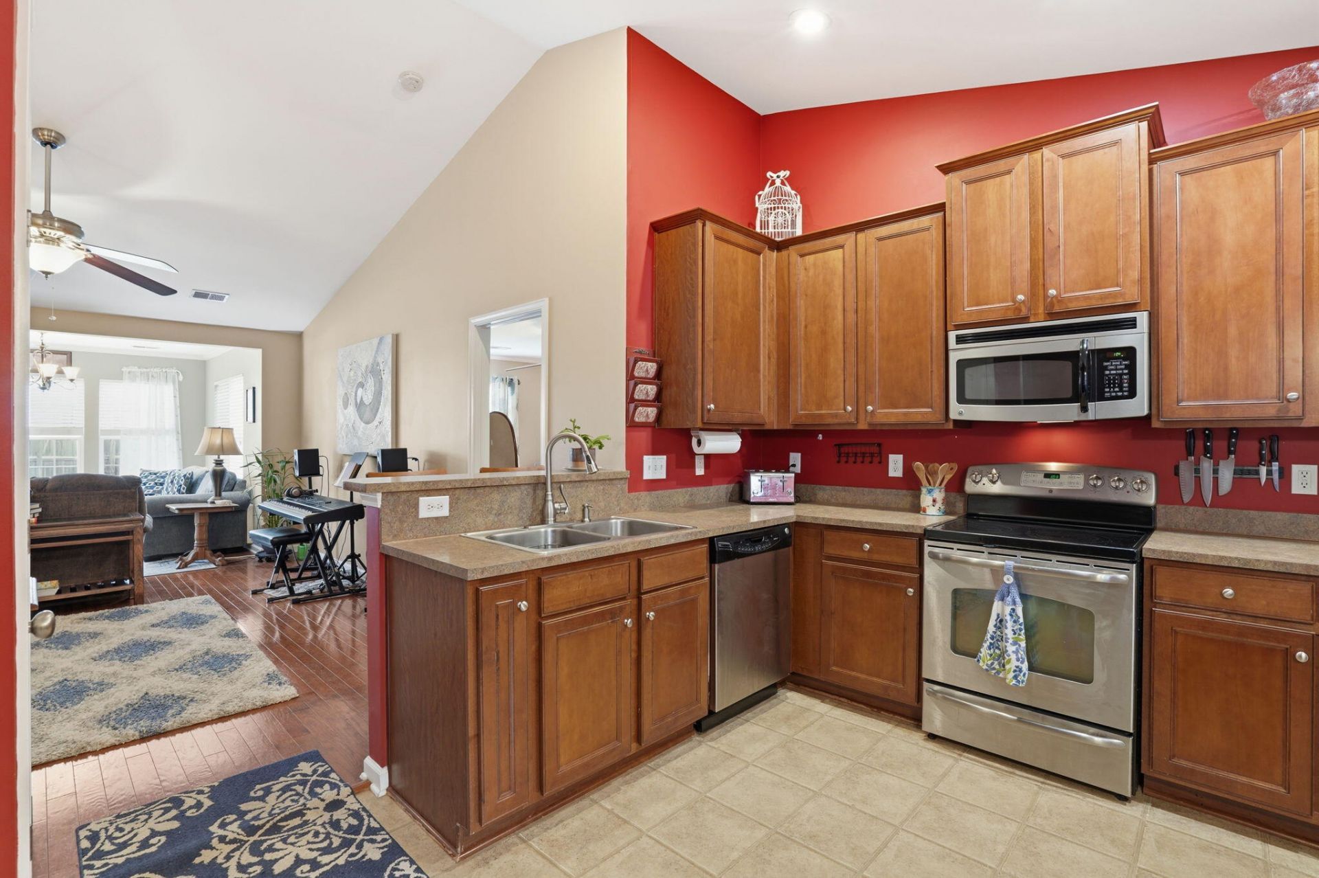 214 Chipping Sparrow Drive Photo 9