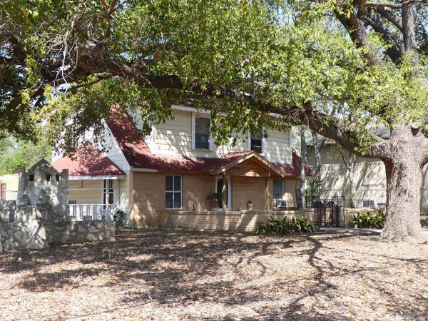 823 Darby, San Antonio, TX 78207