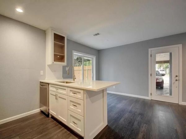 4702 Duval ST, Austin, TX 78751
